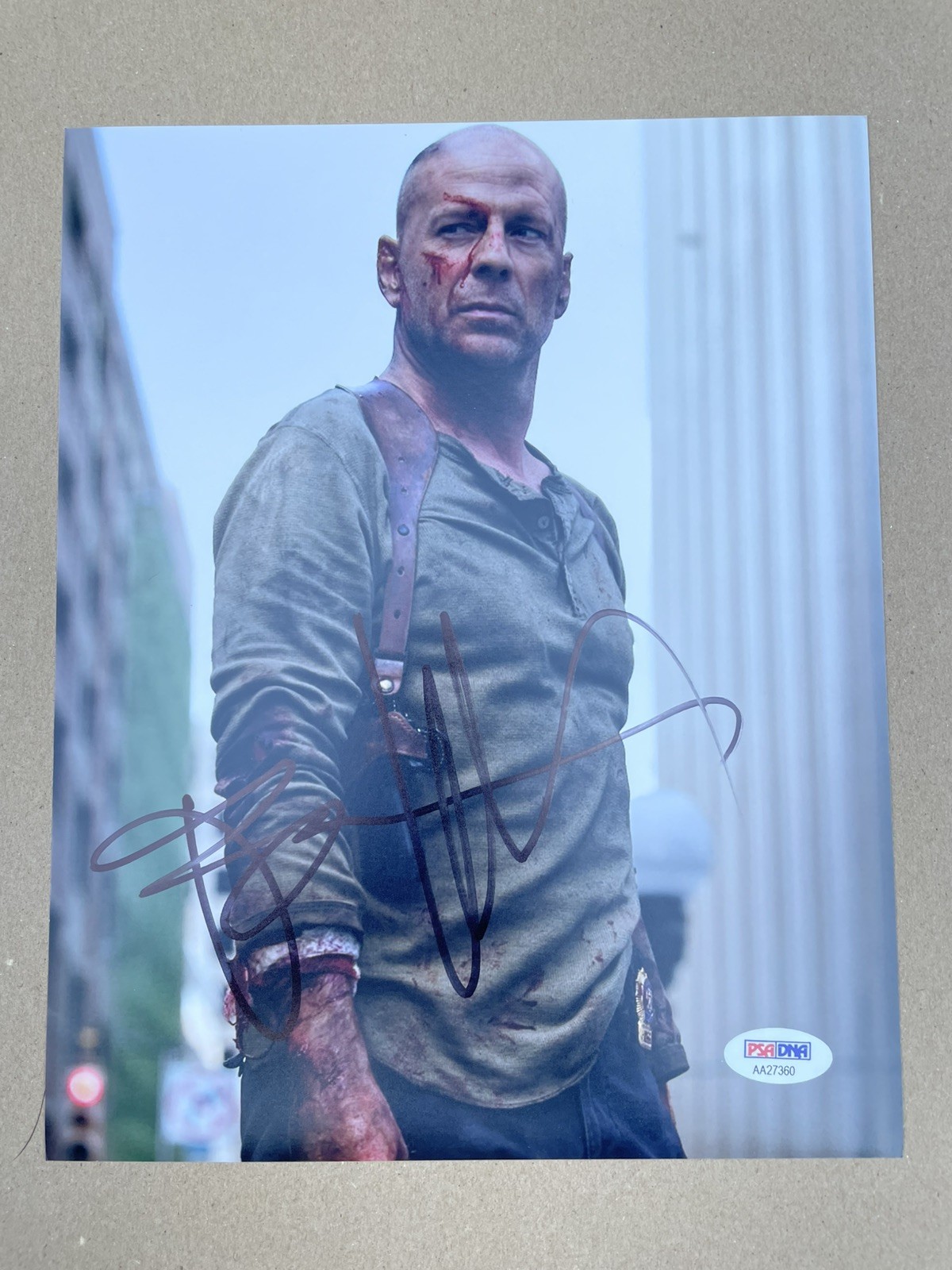 Bruce Willis signed autograph 8 x 10 photo PSA DNA certified