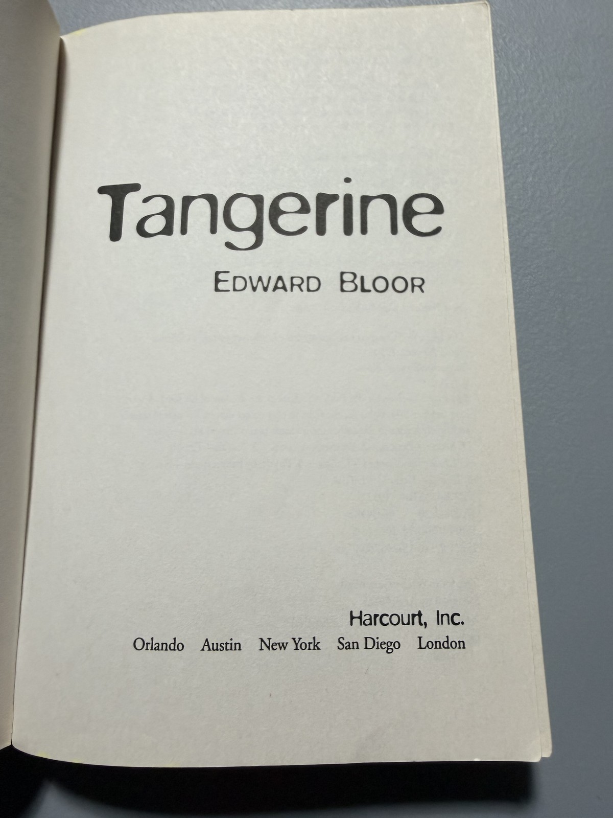 Tangerine Edward Bloor Harcourt 2006 Trade Paperback ISBN 9780152057800