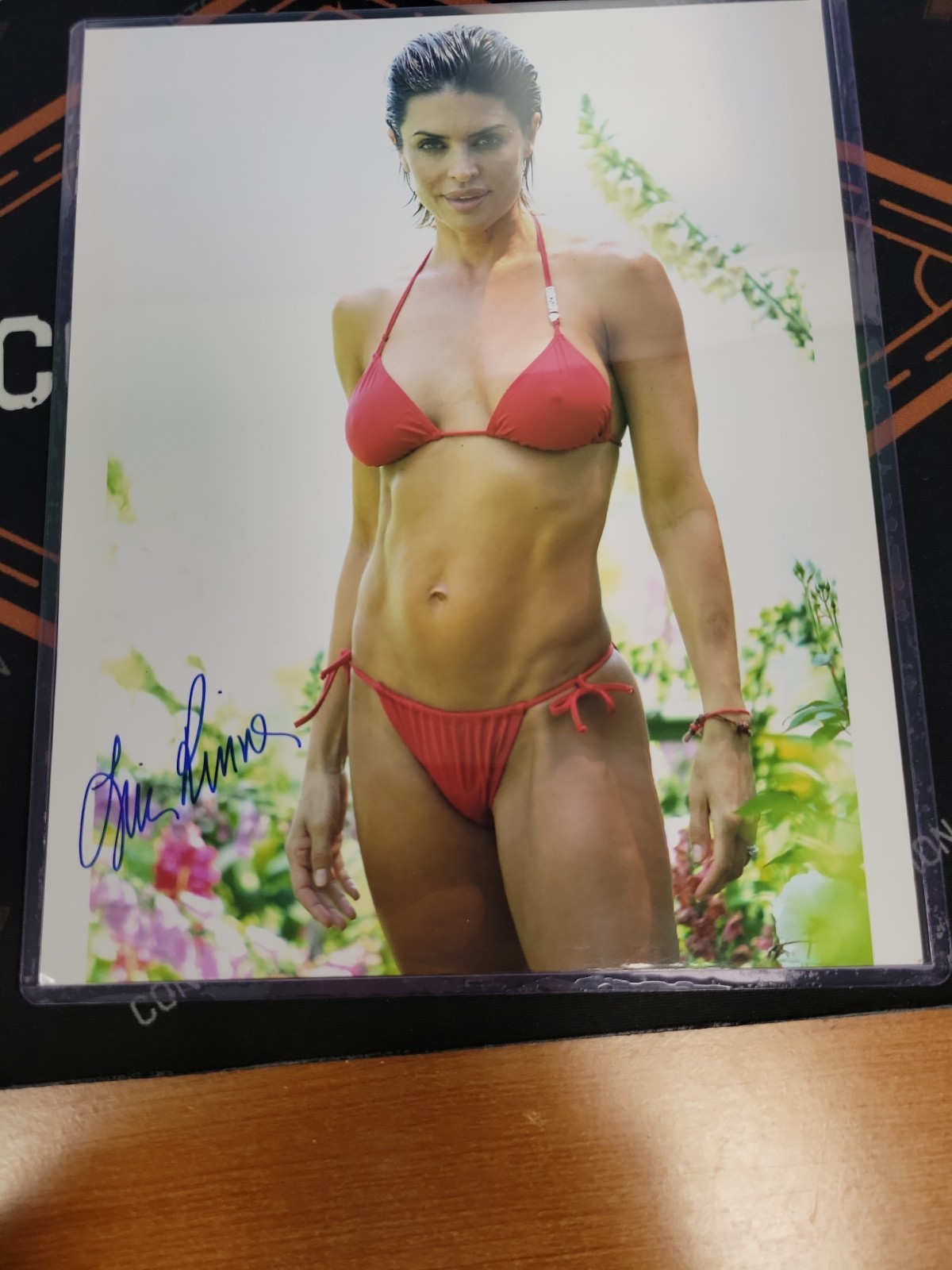 Lisa Rinna Signed Auto 8×10 Photo Bikini Women Autographed Day of Our Lives DFB1
