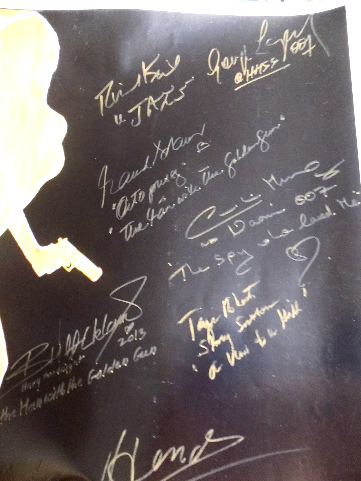 JSA 💎 JAMES BOND Multi Signed BRUCE GLOVER +17 Actors & Actresses 24×32 Poster