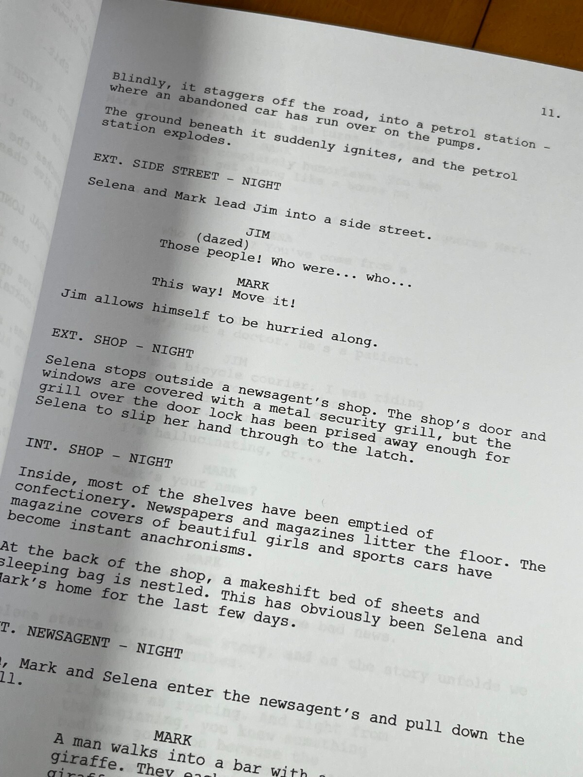 28 Days Later Script Signed – Autograph Reprints- Horror- Halloween