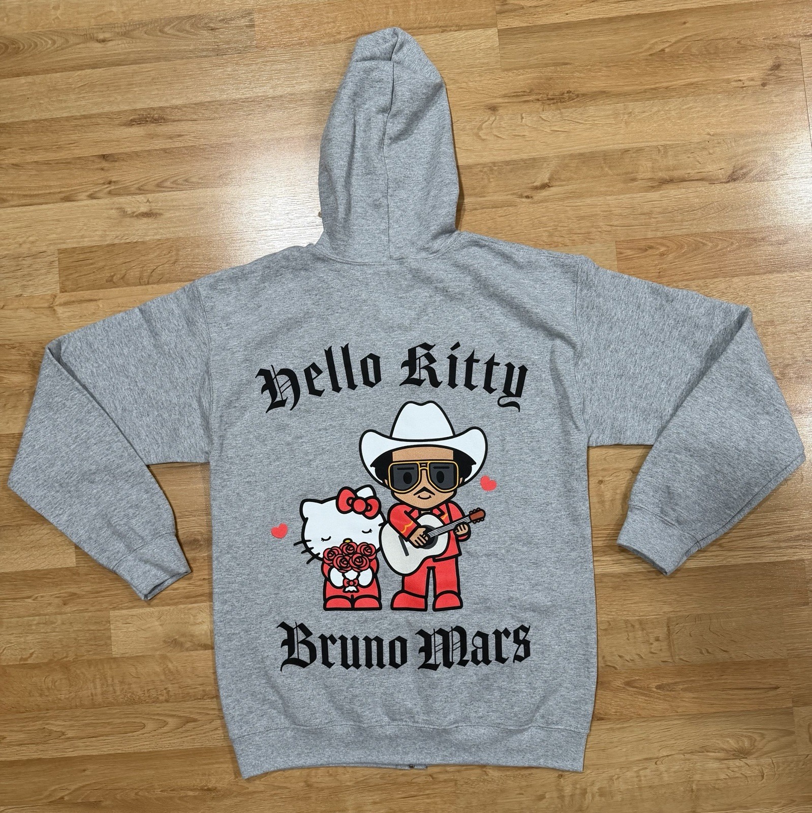 HELLO KITTY X BRUNO MARS THE ROMANTIC TOUR OFFICIAL POP-UP NEW M GREY ZIP HOODIE