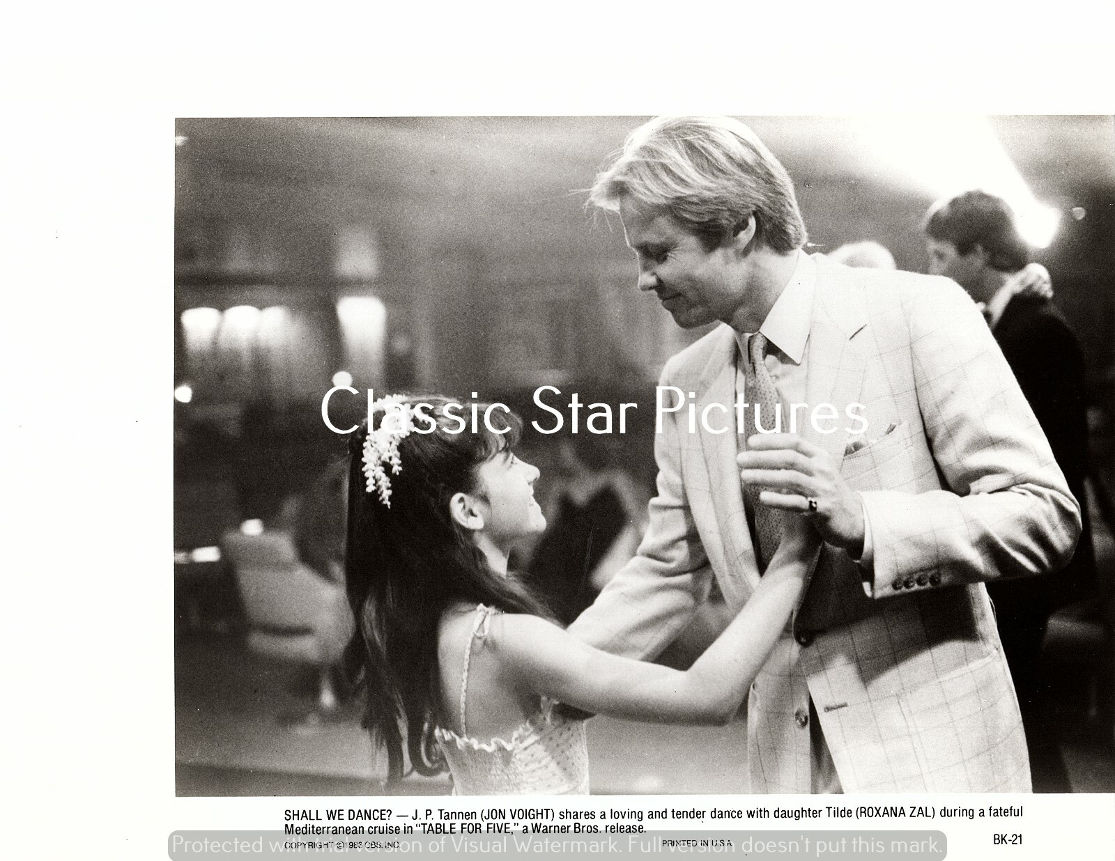 J889 Jon Voight Roxana Zal dancing Table for Five 1983 7 1/2 x 9 1/2 movie still