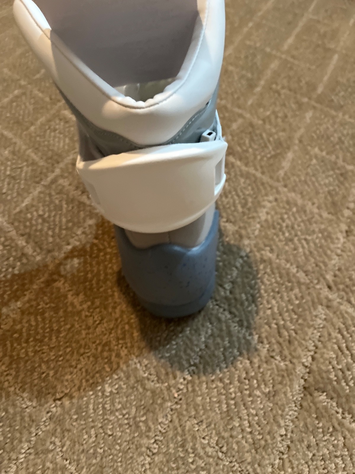 (REDUCED FOR BIDDING) MICHAEL J. FOX SIGNED BACK TO THE FUTURE SHOE (LEFT) COA