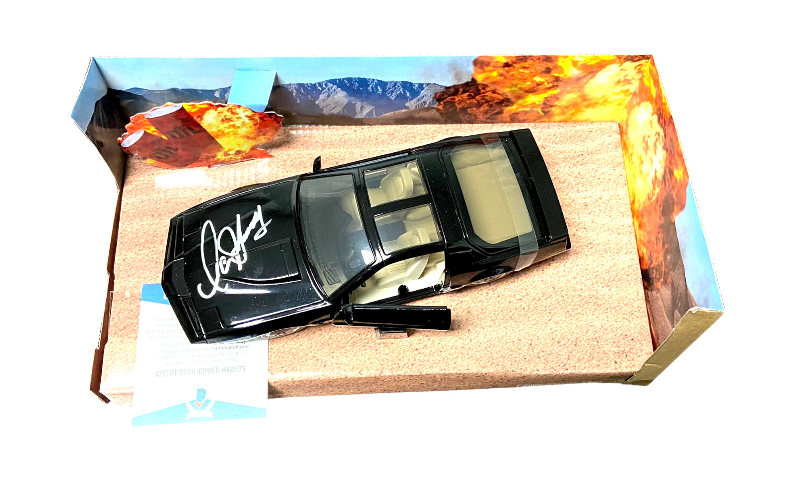 DAVID HASSELHOFF SIGNED AUTOGRAPH KITT 1:24 DIECAST CAR KNIGHT RIDE BECKETT BAS