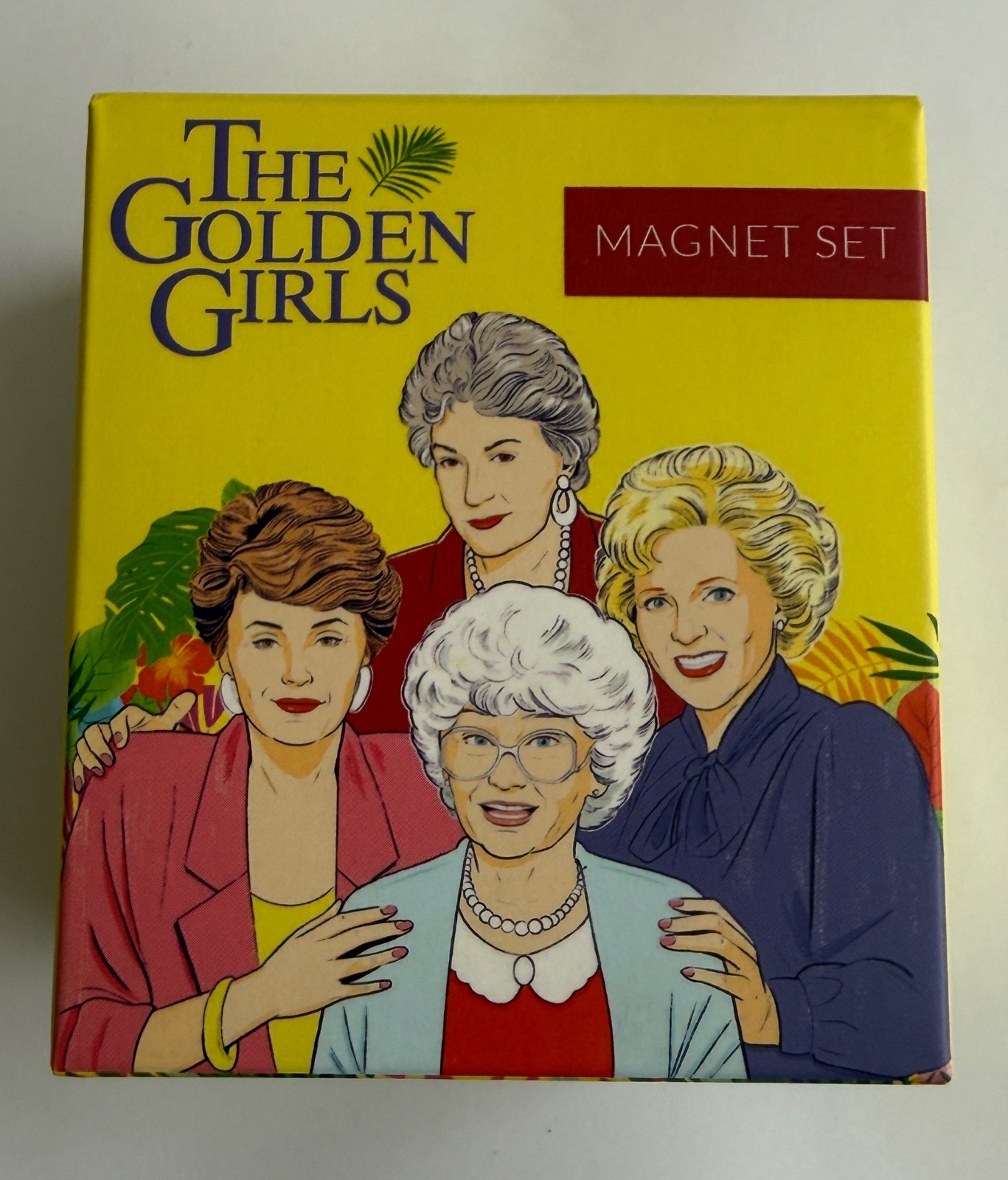The Golden Girls Magnet Set With Mini Book. New Open Box