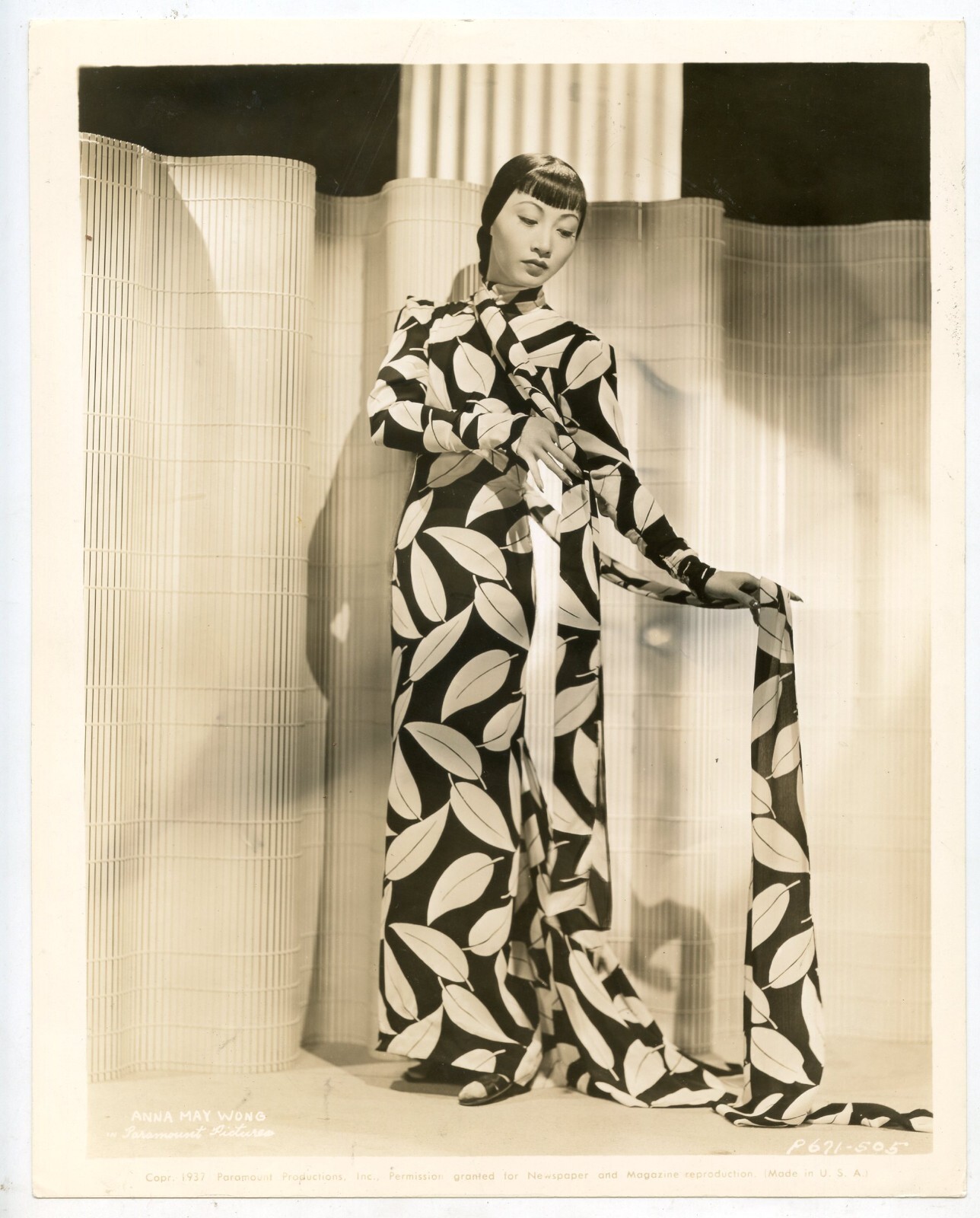 Anna May Wong in “Dangerous to Know” (1938), Great Photo, cw92