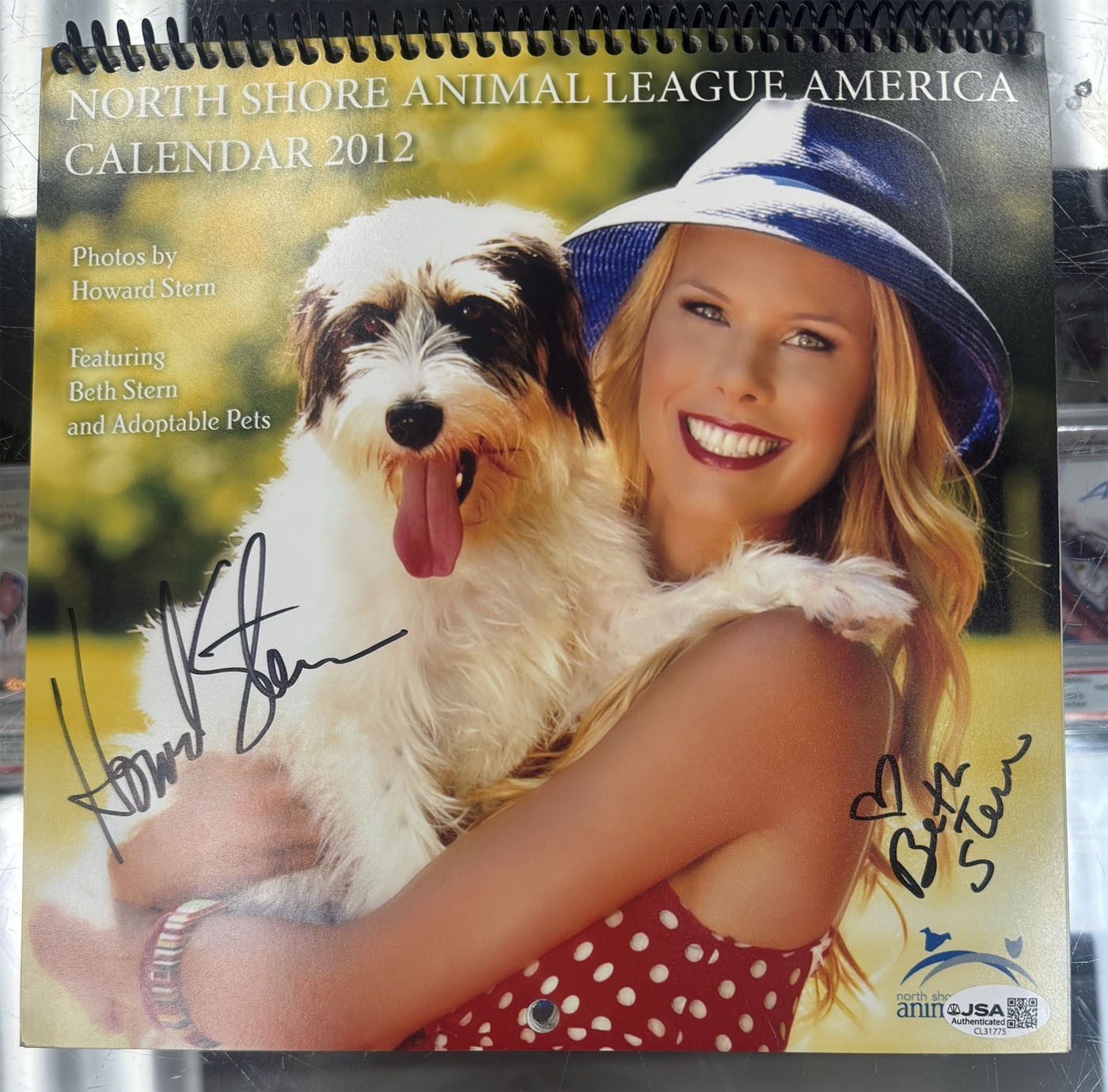 Howard Stern & Beth Stern JSA Signed 2012 North Shore Animal Calender Auto