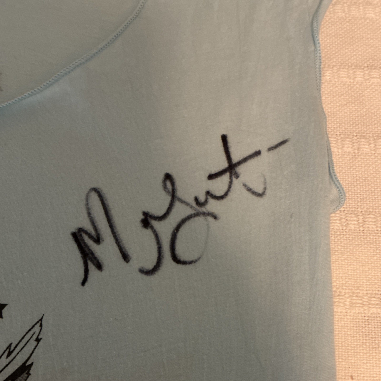 Miranda Lambert autographed Blue Graphic Print Scoop Neck Cap Sleeve T-Shirt