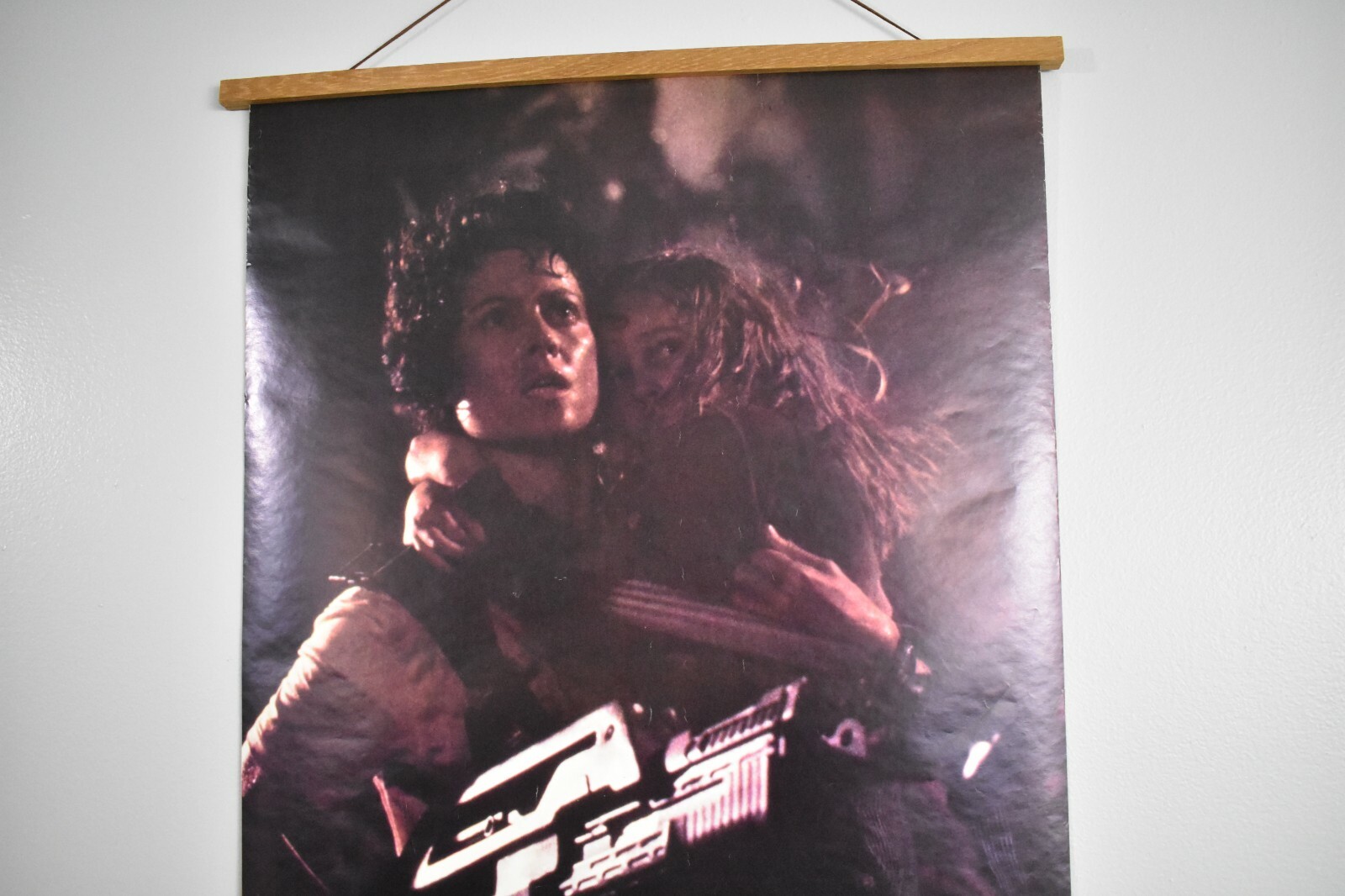 Nice Rare Original 22″x 34″ Aliens 1986 Movie Poster HTF – Halloween Horror CBS