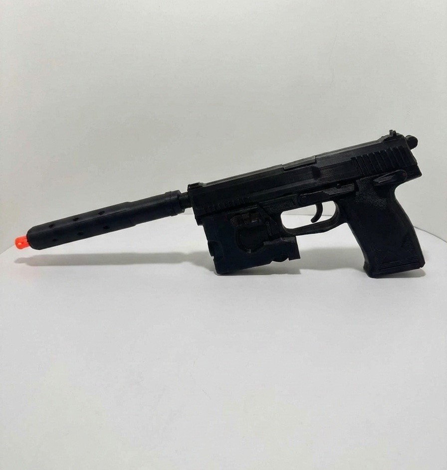 Replica Metal Gear Solid MK23 SOCOM 1:1 Scale Black Cosplay Prop
