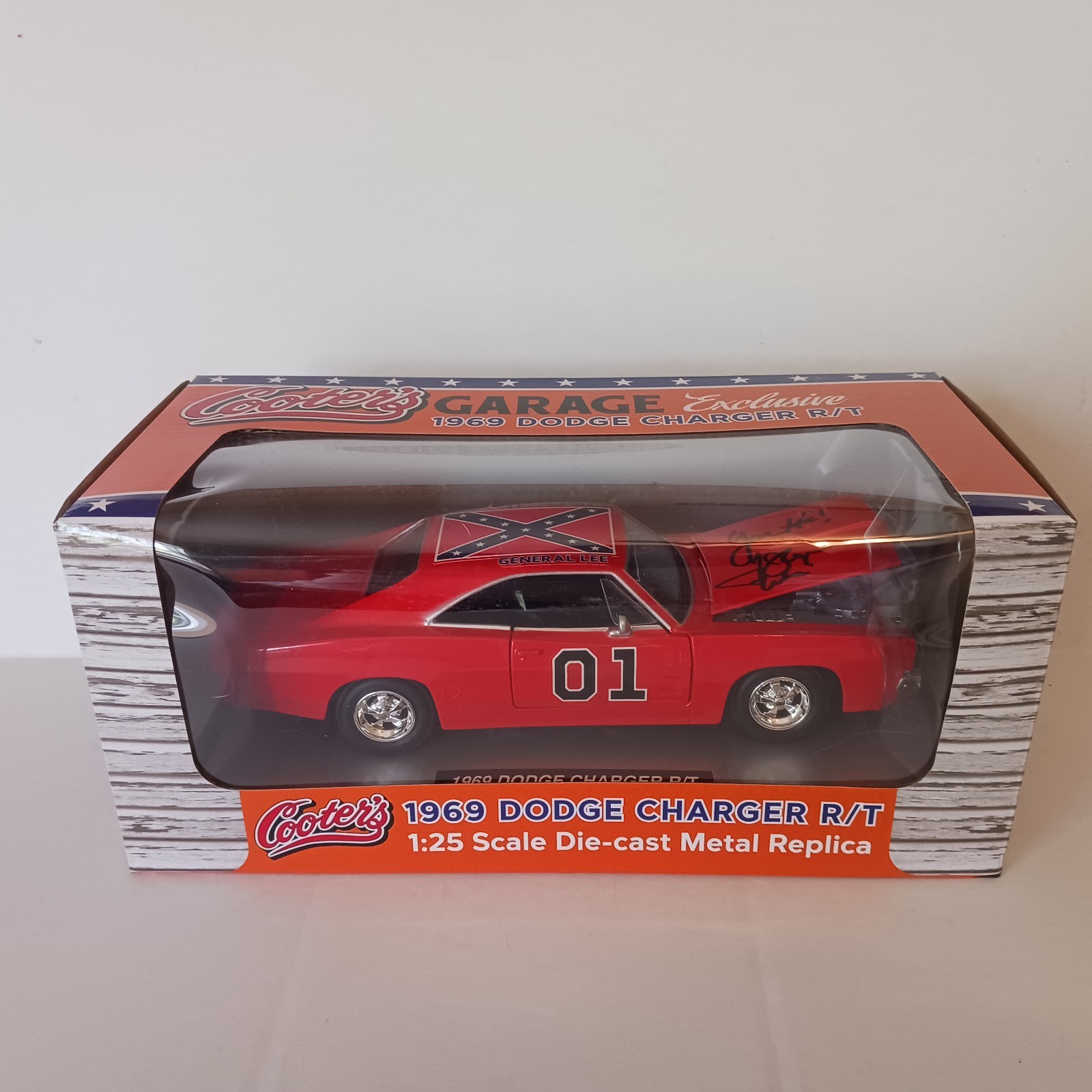 Tom Wopat signed Autograph Dukes of Hazzard Cooters Garage General Lee Car