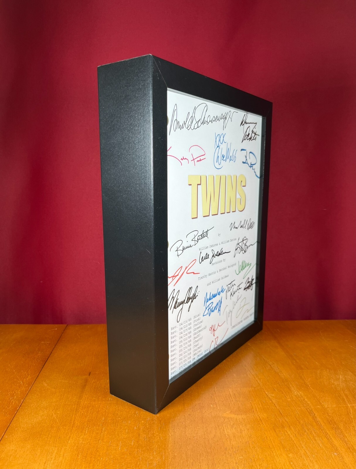 Twins Script Signed- Autograph Reprints- 140 Pages- Schwarzenegger & DeVito