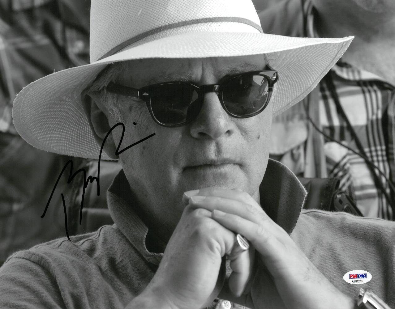Barry Levinson Signed Authentic Autographed 11×14 Photo PSA/DNA #AE81276
