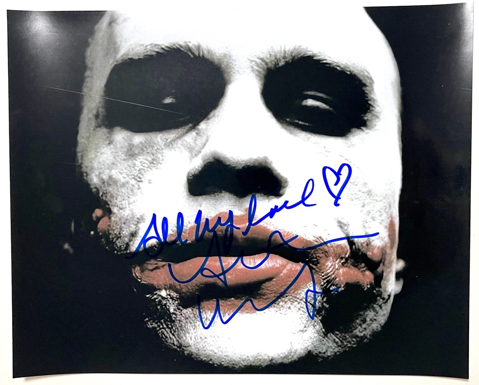 BATMAN THE DARK KNIGHT 8×10 photo signed by HEATH LEDGER autograph as THE JOKER
