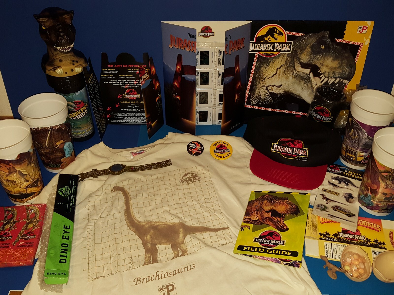 JURASSIC PARK PROMO / SWAG LOT, WATCH,PRESS KIT W SLIDES,T SHIRT,CAST INVITE++