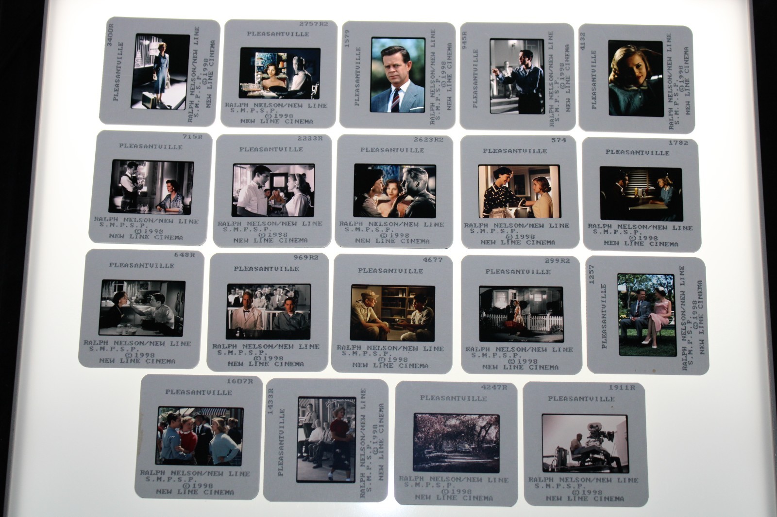 PLEASANTVILLE – 19 press kit slides Reese Witherspoon Tobey Maguire Joan Allen