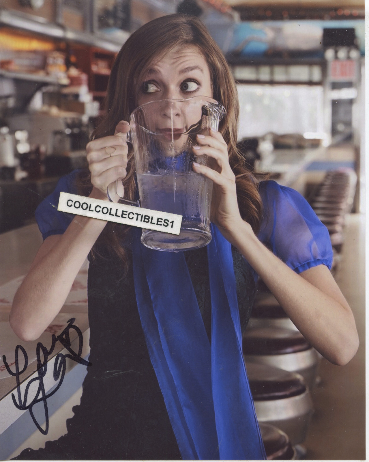 LAUREN LAPKUS “THE BIG BANG THEORY” IN PERSON SIGNED 8X10 COLOR PHOTO 2 COA