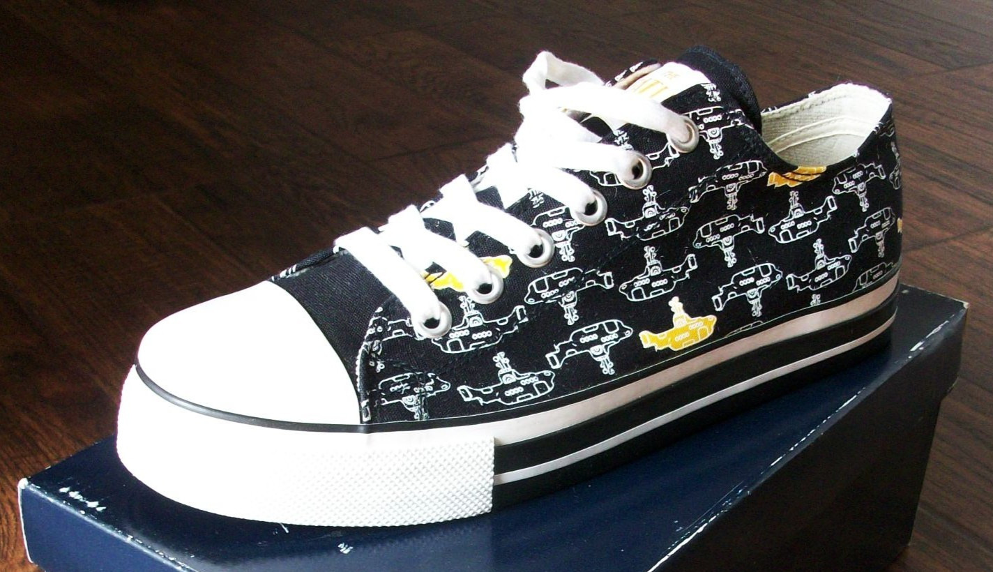 The Beatles Yellow Submarine Sneakers Shoes Ben Sherman LE Mens US 9 BRAND NEW