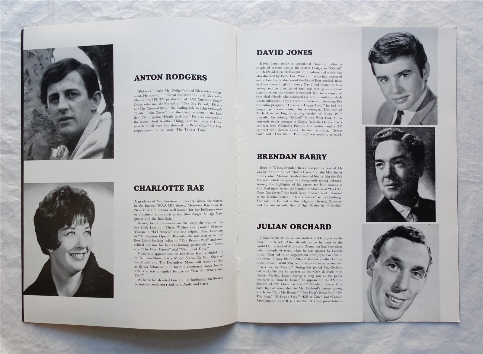 Pickwick Souvenir Program, Harry Secombe, Charlotte Rae, David Jones, Tour, 1965