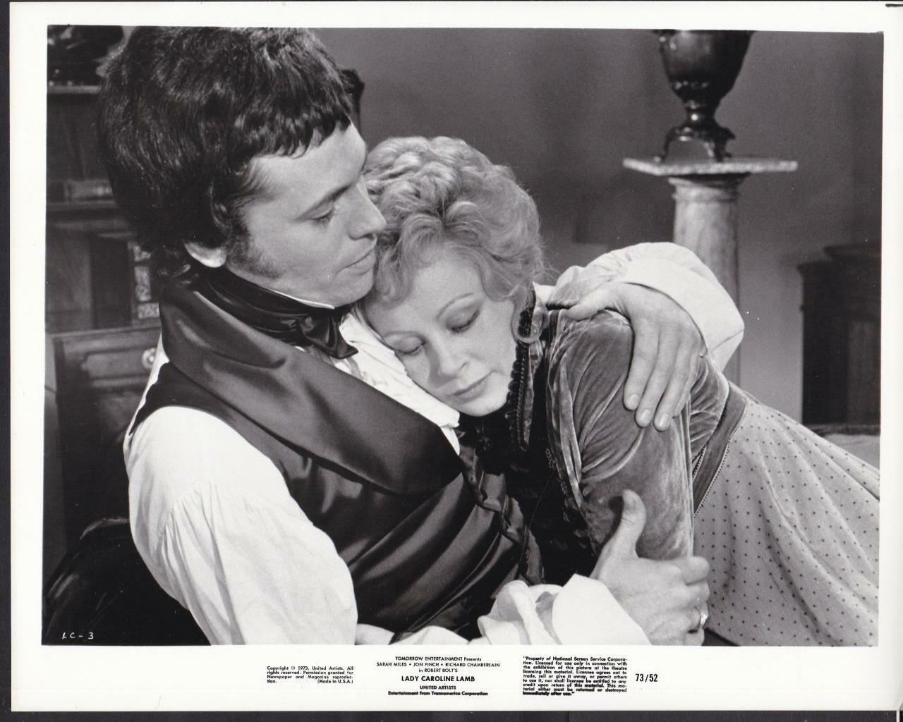Jon Finch and Sarah Miles in Lady Caroline Lamb 1972 movie photo 33136