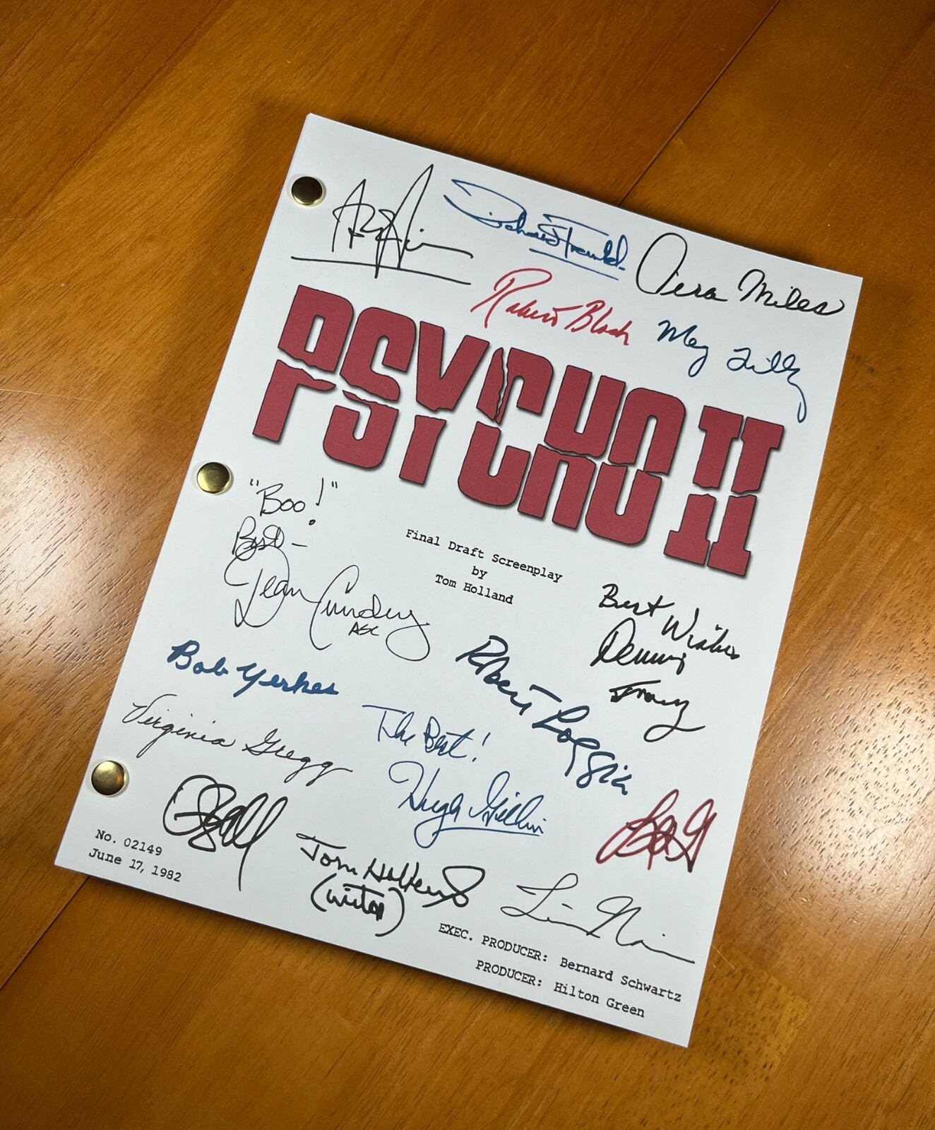 Psycho II Script Cast-Signed – Autograph Reprints – 143 Pages – Norman Bates