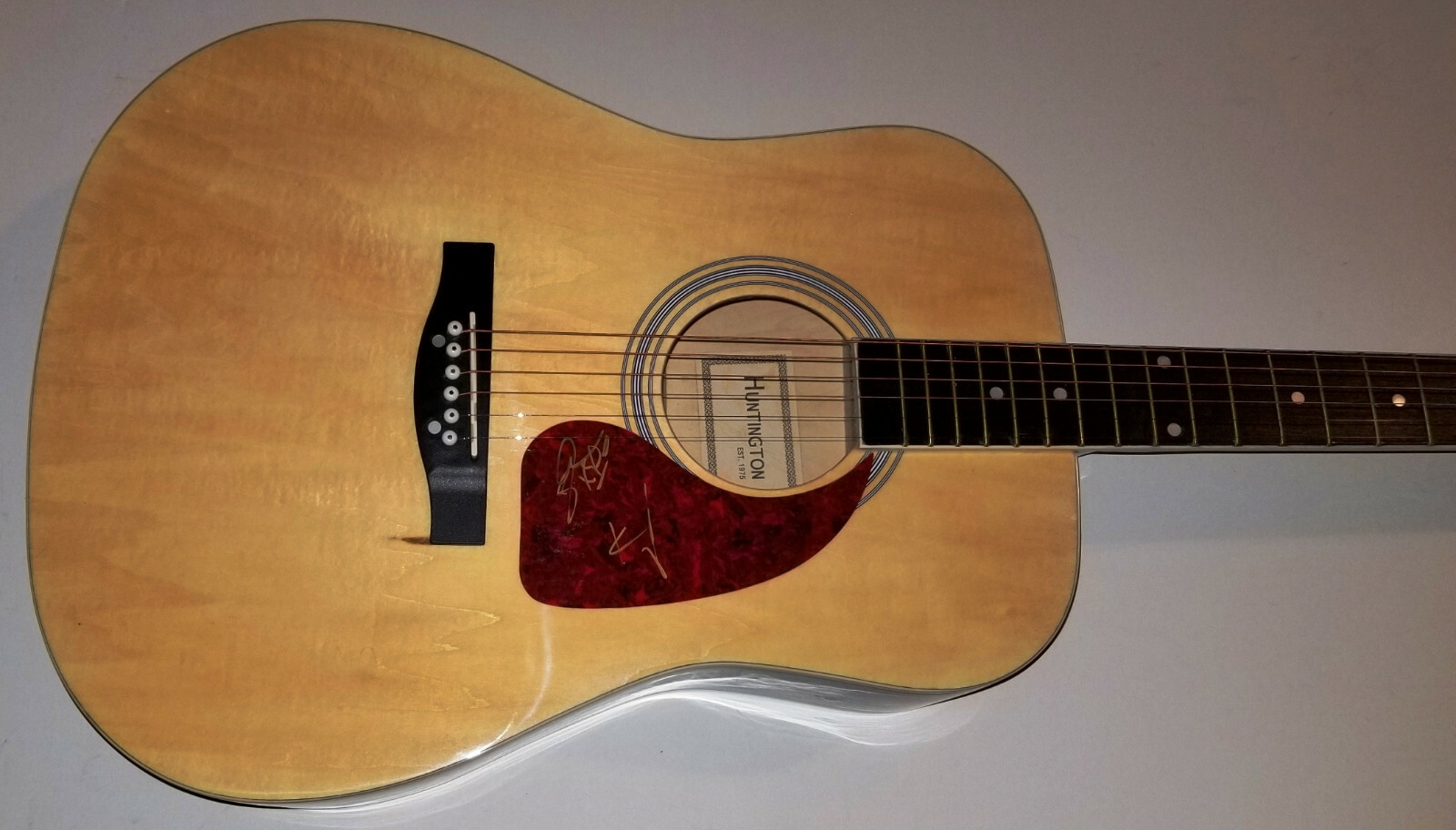 THOMPSON SQUARE IP Dual Signed Acoustic Guitar Are You Gonna Kiss Me or Not /COA