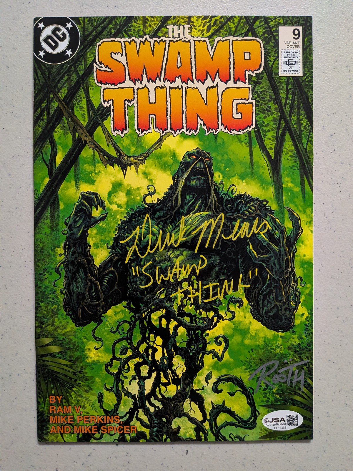 DEREK MEARS Signed COMIC BOOK DC The Swamp Thing 9 Auto Inscription JSA COA B