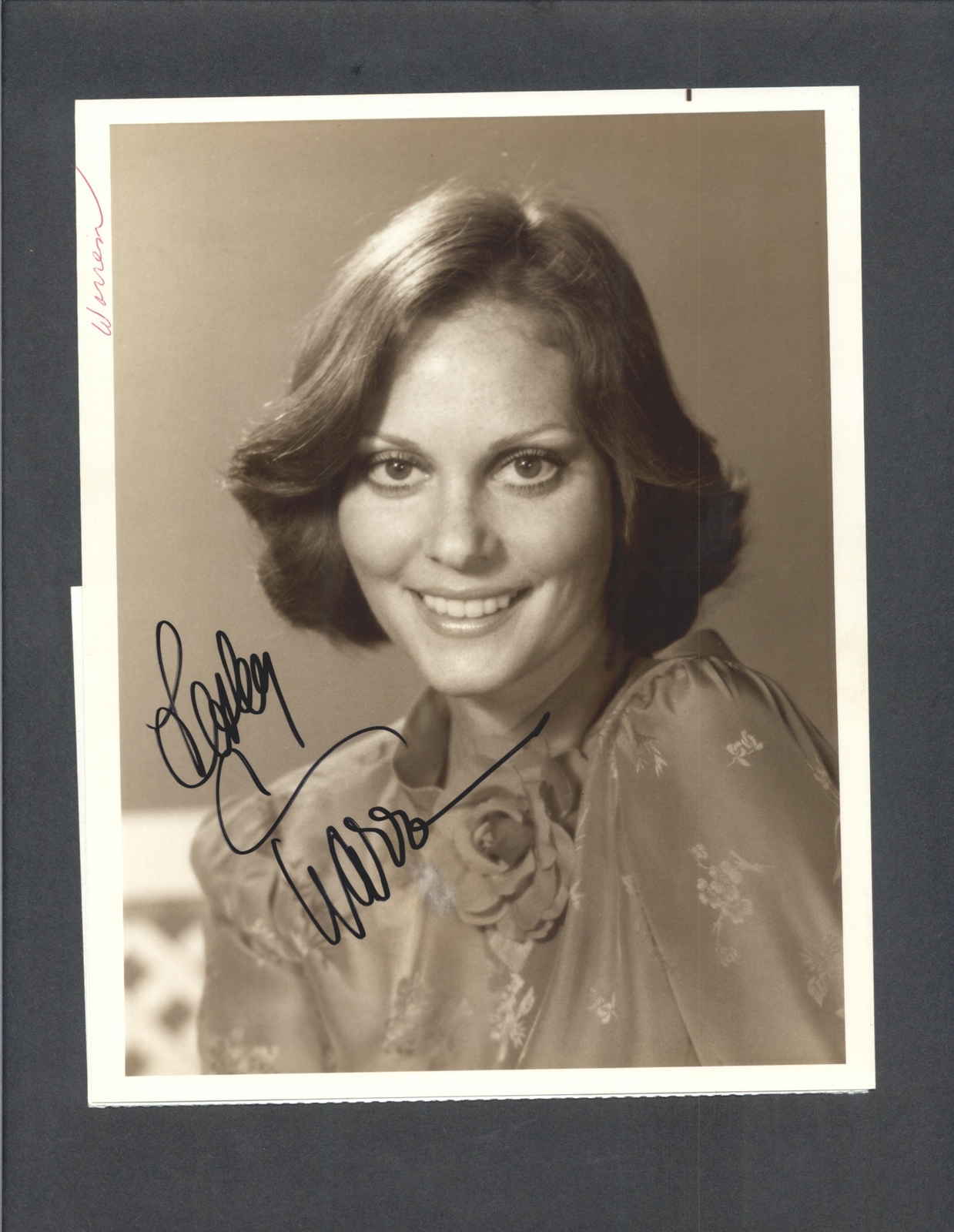 Lesley Ann Warren – Signed Autograph 7×9 TV Still – Victor Victoria