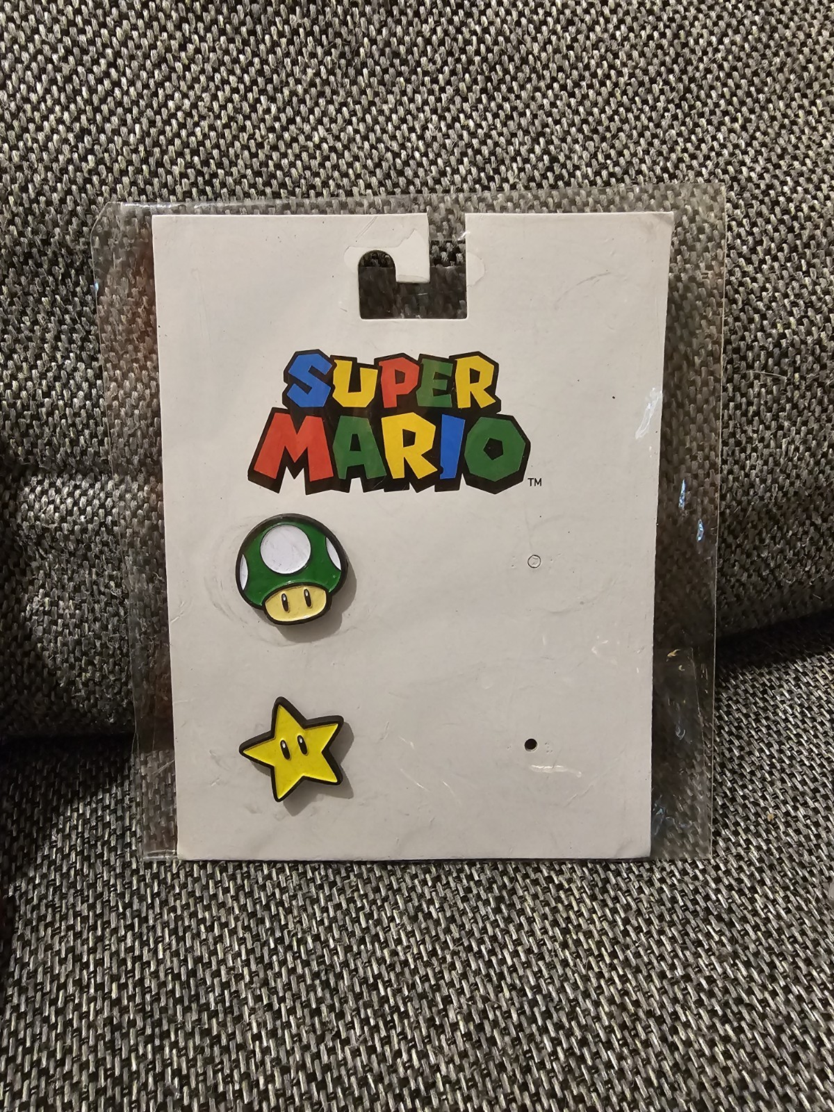 Nintendo Super Mario Bros. Mushroom Star Partial Pin Set Bioworld New