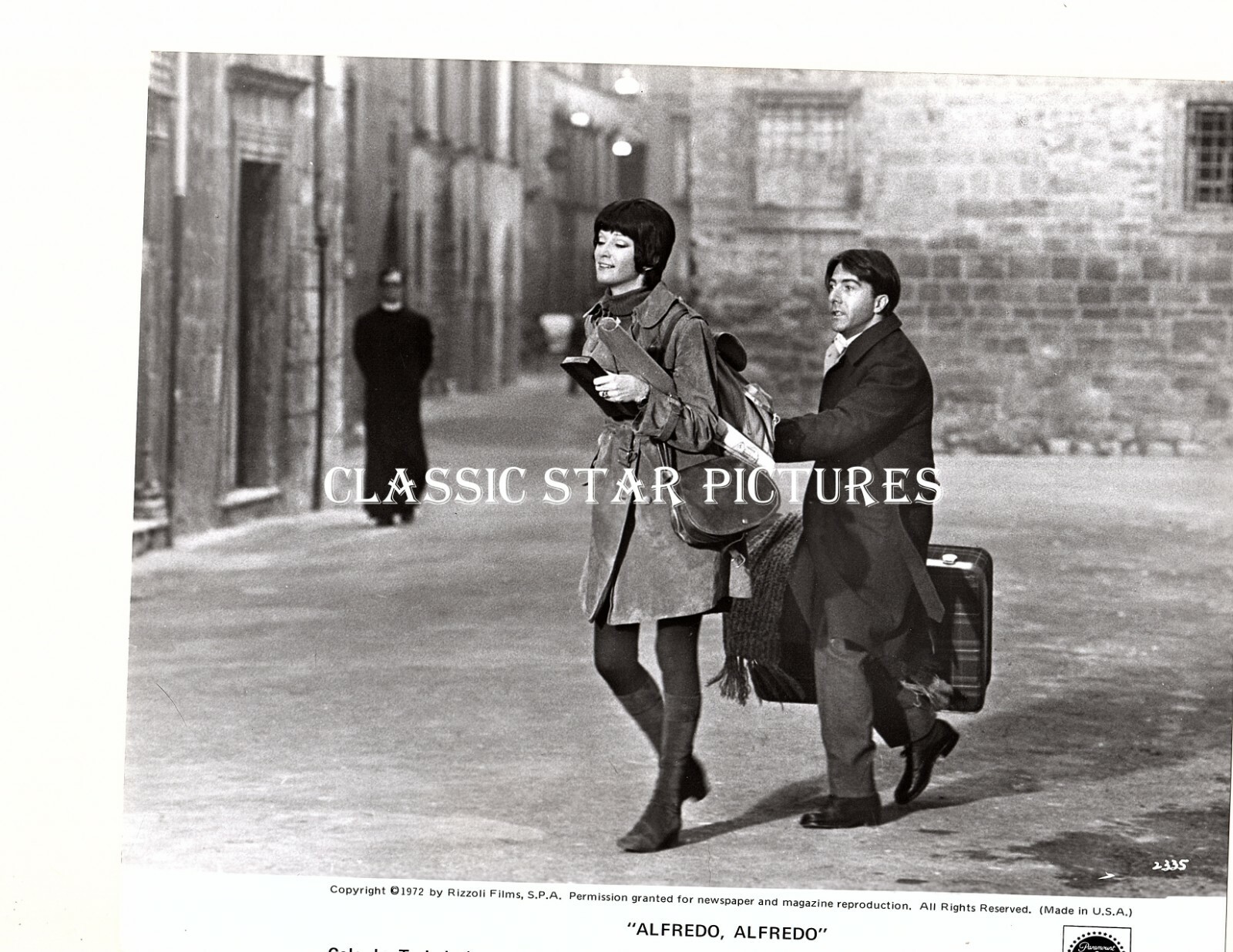 O960 Carla Gravina Dustin Hoffman Alfredo, Alfredo 1972 8×10 vintage photo