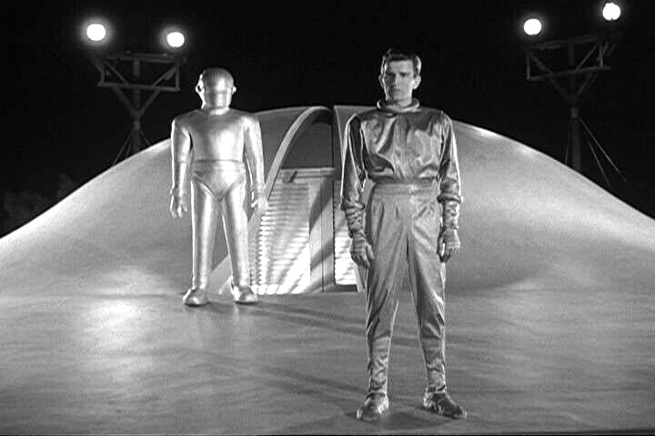 The Day the Earth Stood Still Movie Photo Print 8 x 10 Reproduction