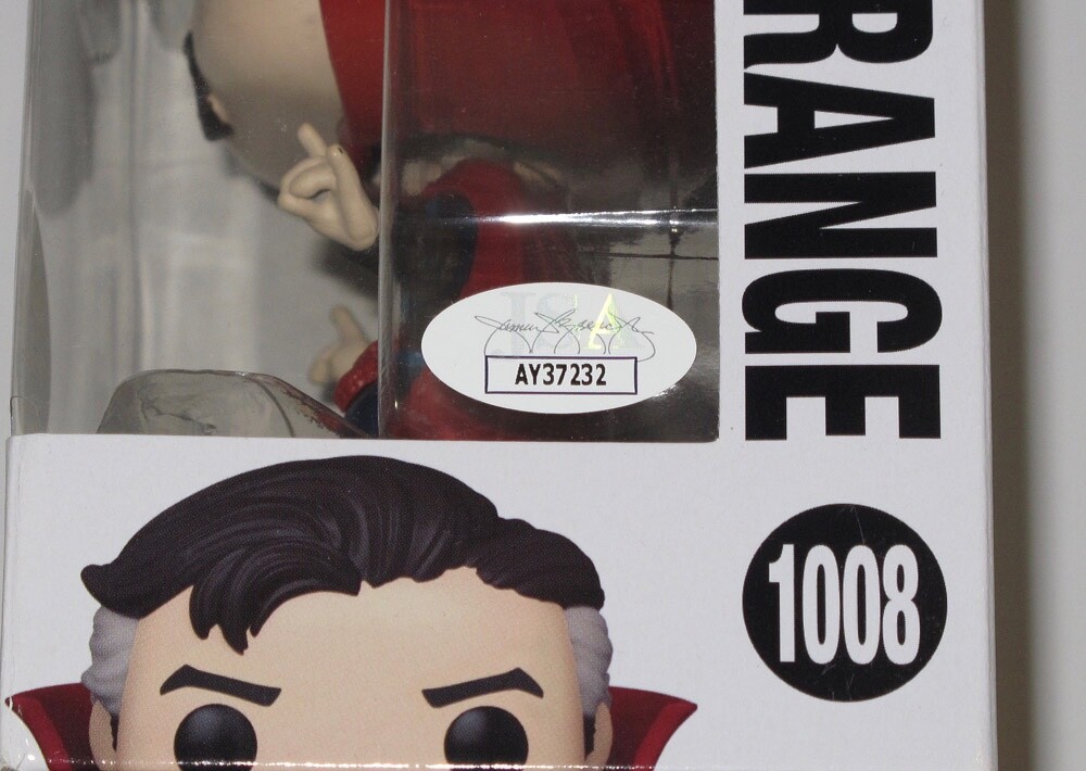 Benedict Cumberbatch signed “DOCTOR STRANGE” Funko Pop #1008 Exact Proof JSA COA