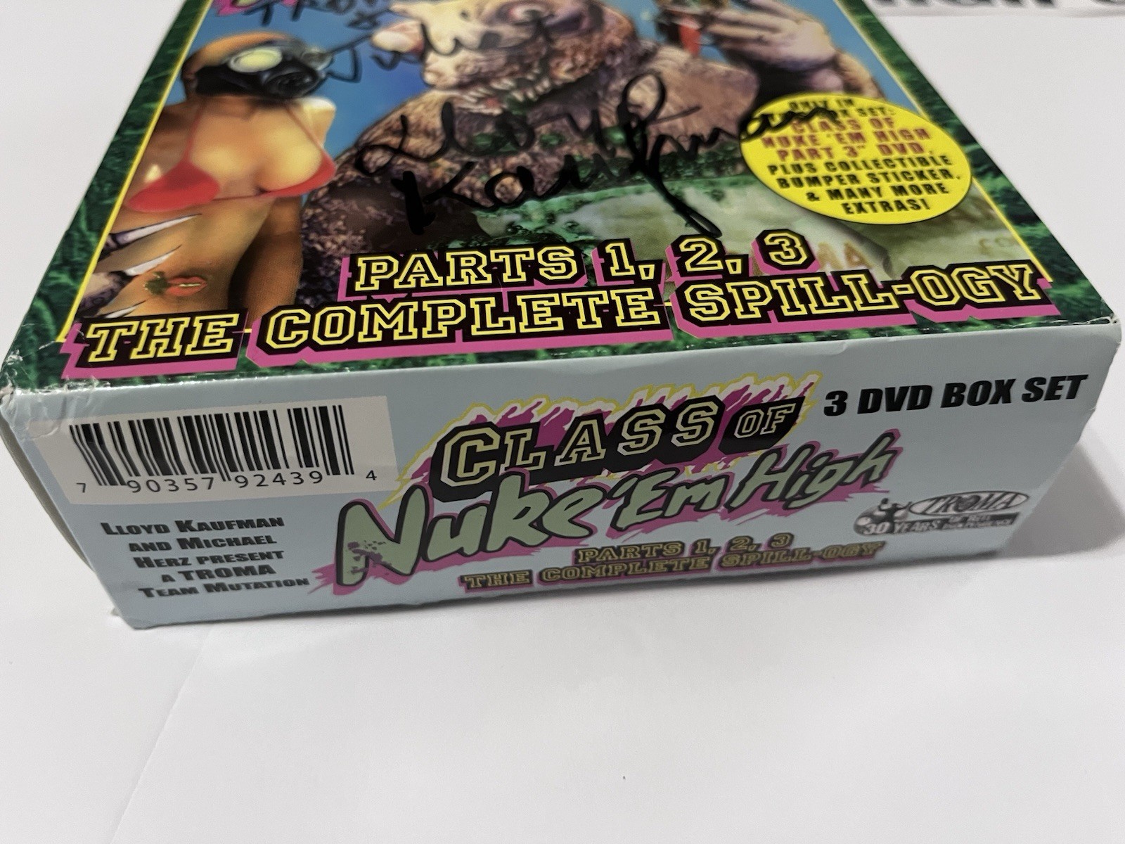 SIGNED Lloyd Kaufman Nuke ‘Em High Spill-Ogy Box Set + RARE Tromaville Sticker