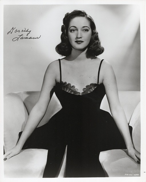 Dorothy Lamour Hand Signed 8 x 10 Photo Autograph -The Hurricane