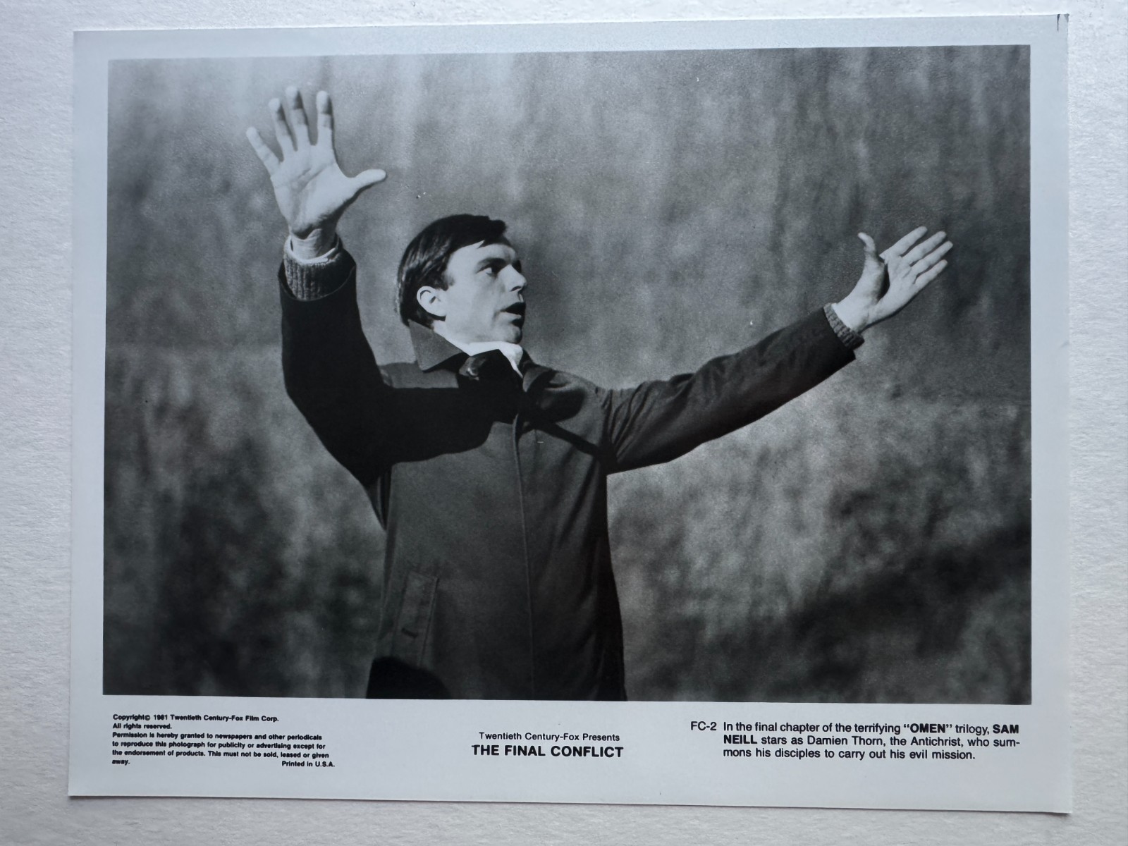 1981 THE FINAL CONFLICT Press Kit Sam Neill Omen Trilogy – 11 Stills