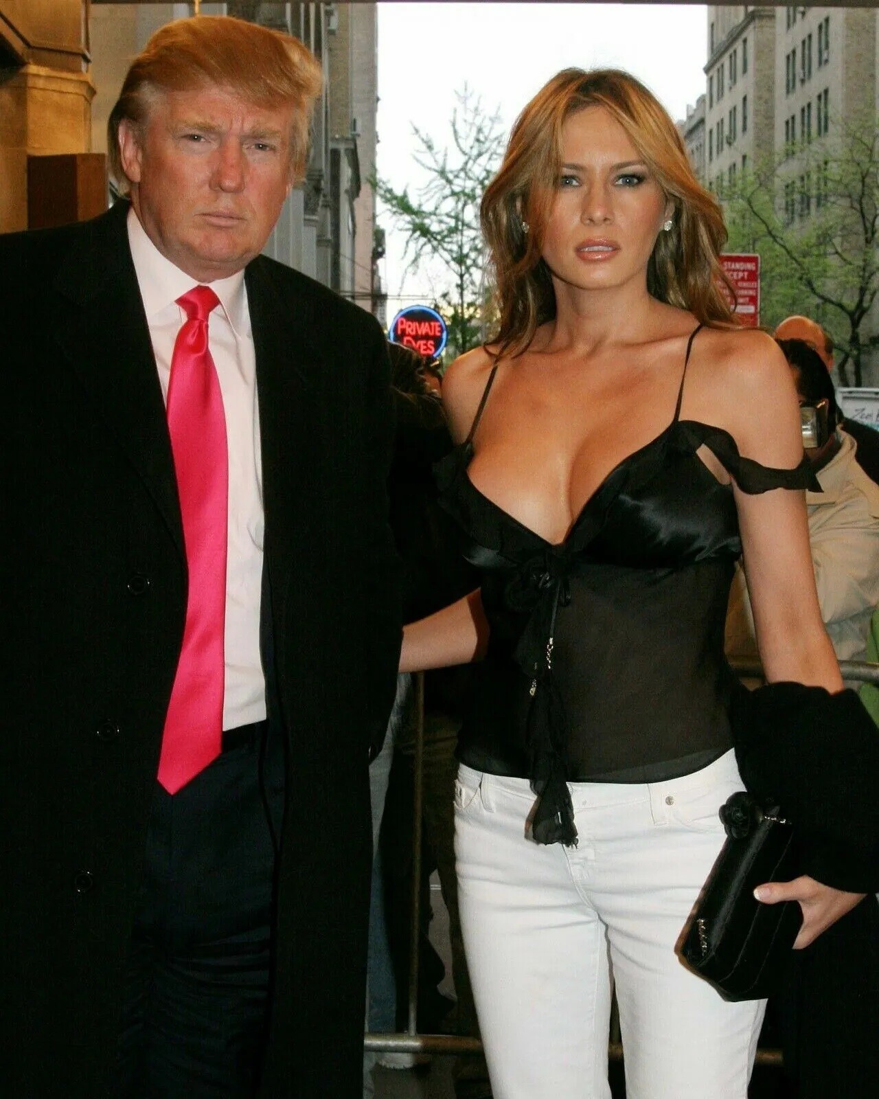 Donald Trump & Melania Posing 8×10 PHOTO PRINT
