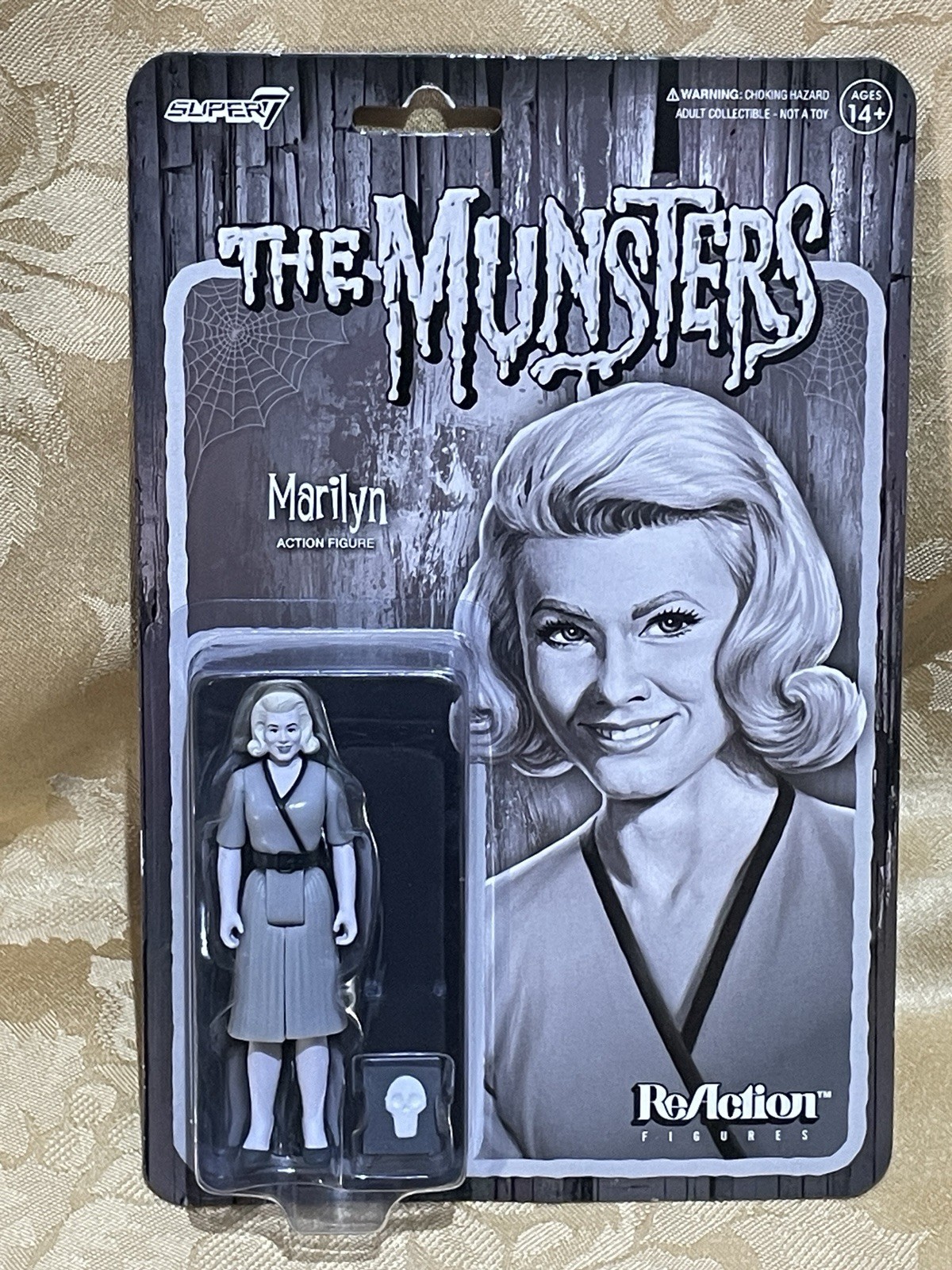 Super7 ReAction Marilyn Munster 3.75″ Grayscale with Skull Book NIB