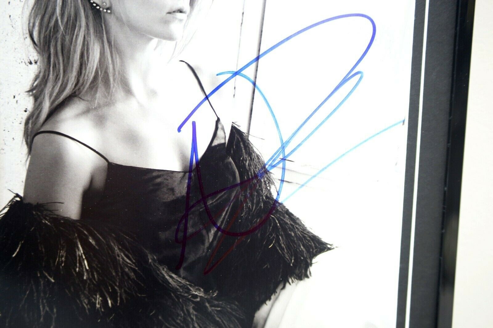 Natalie Dormer Signed Framed 16×20 Photo Set Game of Thrones Tudors