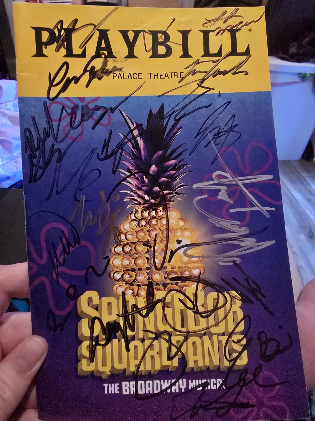 SpongeBob SquarePants Broadway Playbill Closing Cast Signed September 2018