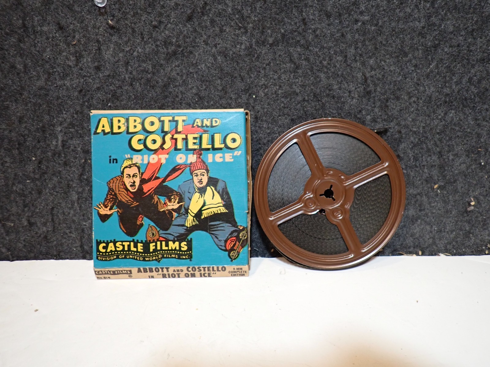 1940s 1950’s Abbott and Costello in “Riot on Ice” 8MM Castle Films No.814 in Box