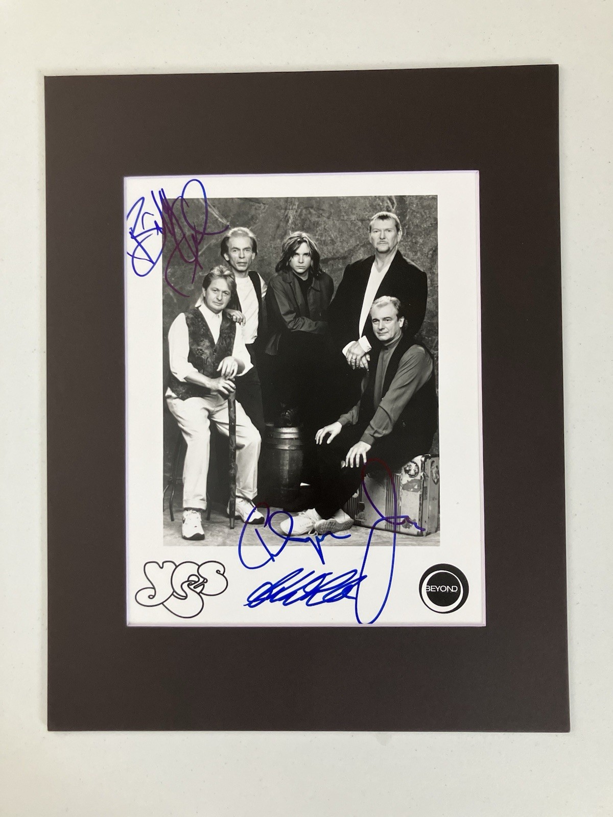 YES THE BAND SIGNED/AUTOGRAPHED 8×10 PHOTO WITH COA
