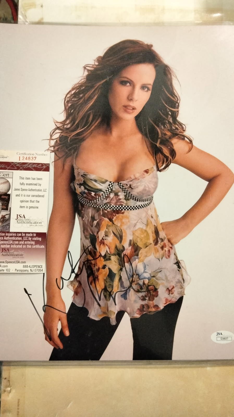 kate beckinsale 11×14 signed JSA Cert Photo