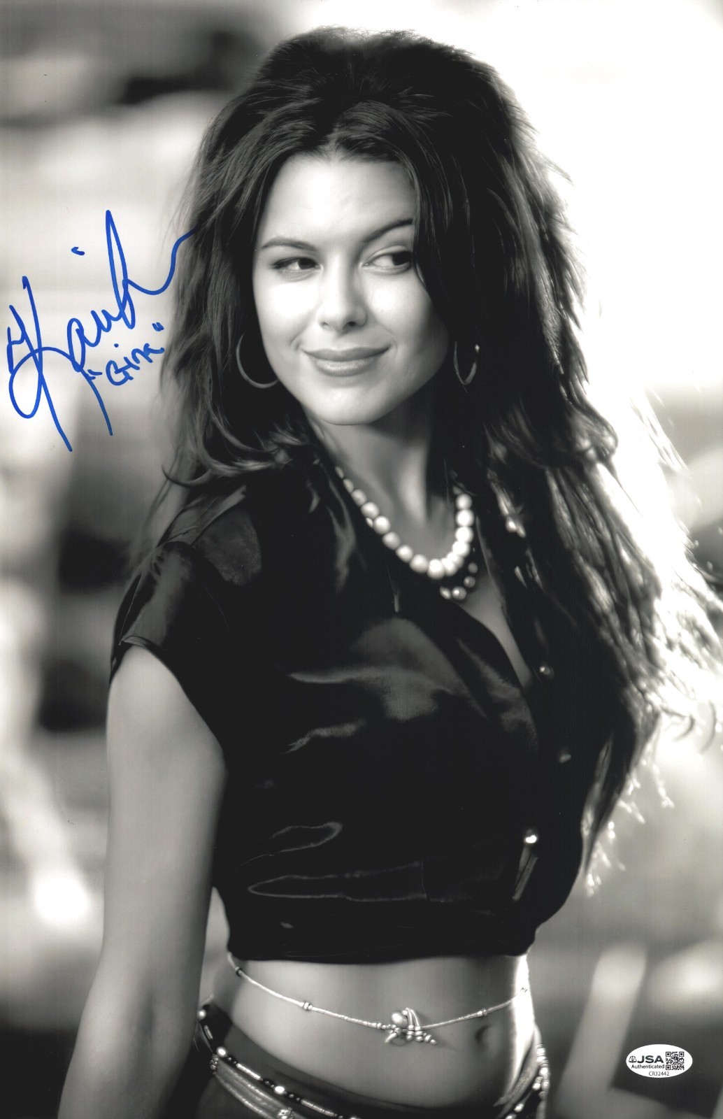 KARI WUHRER Signed 11X17 Photo THINNER AUTHENTIC GINA Autograph JSA COA CERT