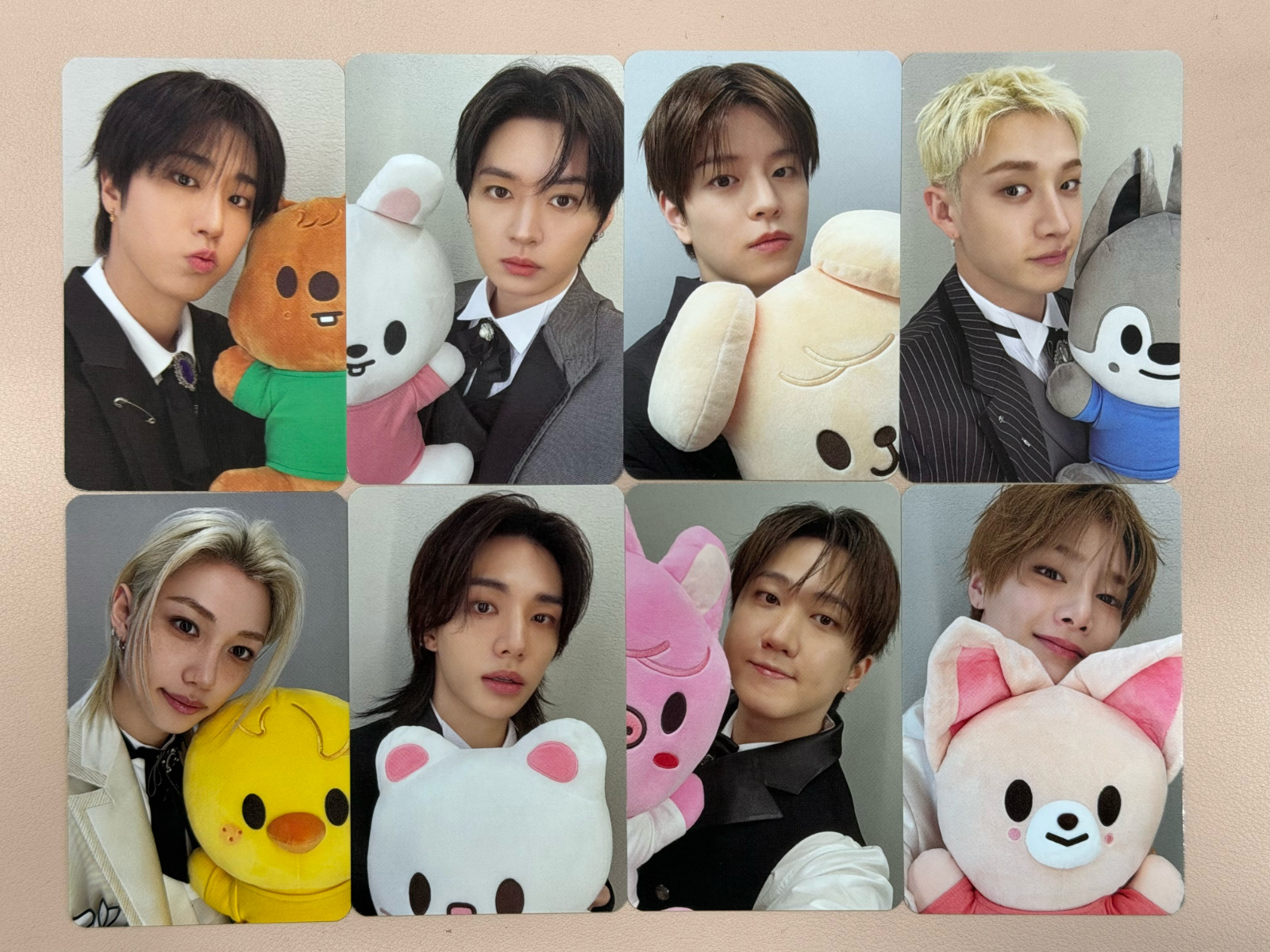 OFFICIAL straykids SKZOO EVERYWHERE ALL AROUND THE WORLD in SEOUL POP-UP STORE