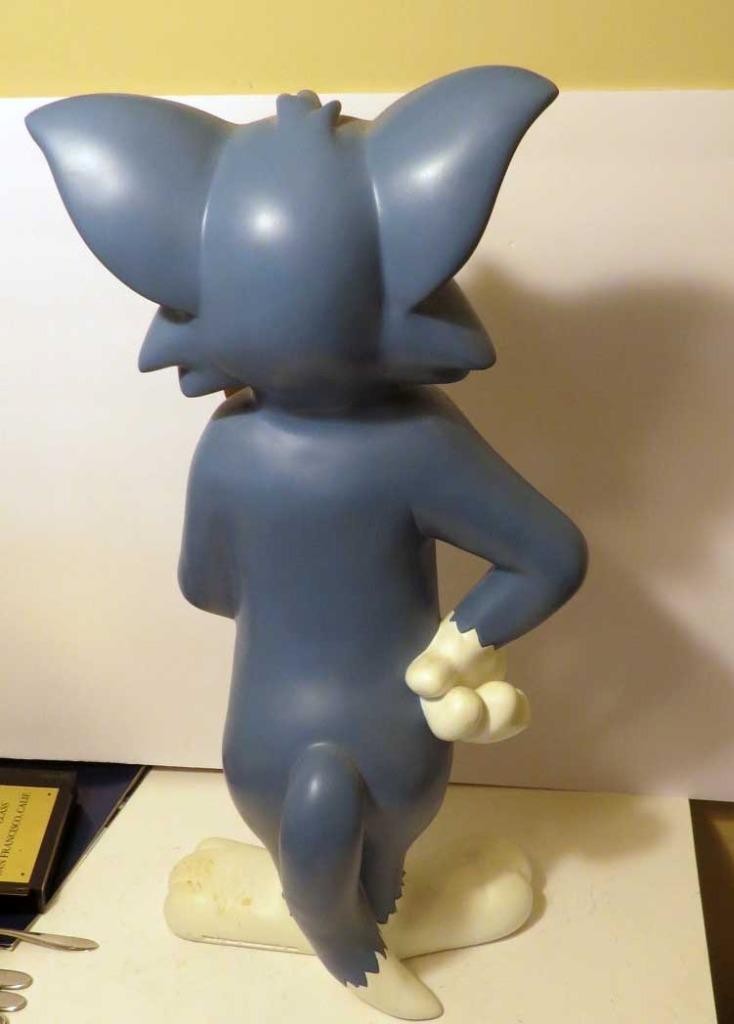 TOM AND JERRY WARNER BROS. STUDIO STORE DISPLAY FIGURE – 21″ TALL – 1998 RARE