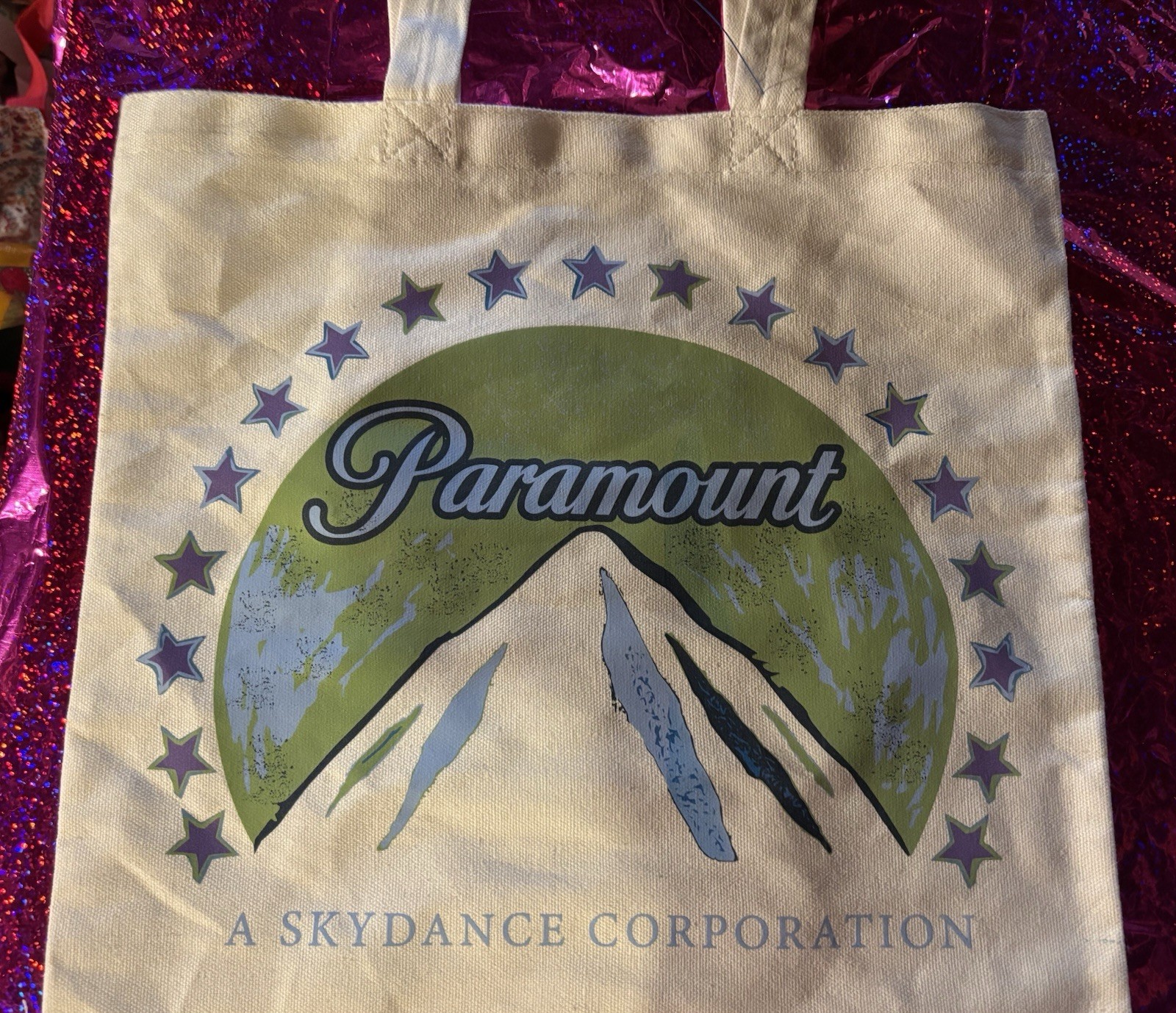 RARE PARAMOUNT FILM MOVIE TOTE BAG RETRO STYLE COLLECTIBLE