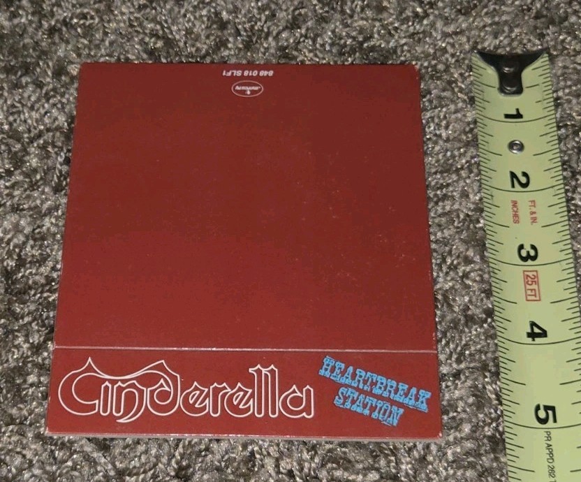 UNUSED Cinderella Heartbreak Station HairBand Record Store CASSETTE CASE DISPLAY