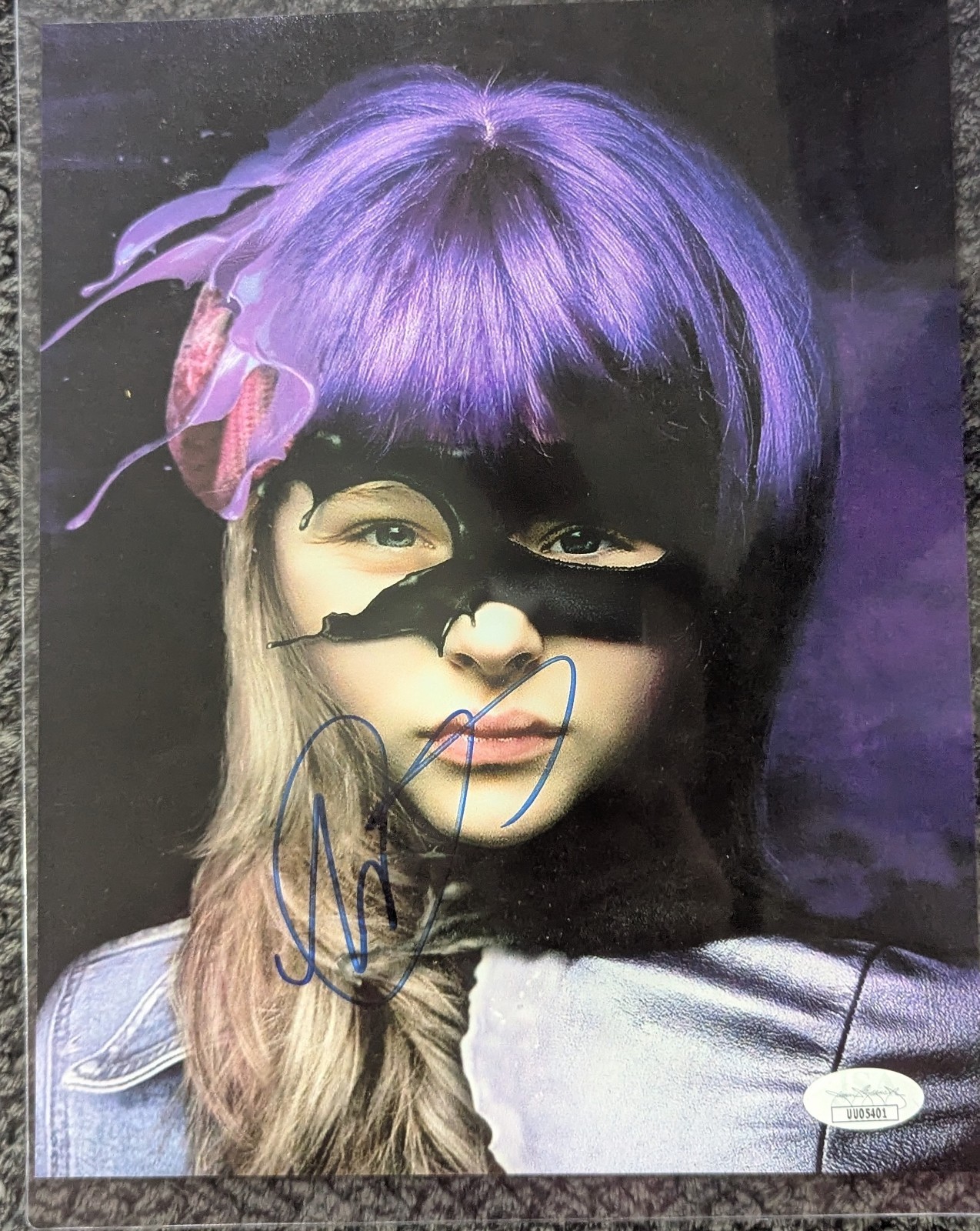 Autographed photos 8×10 GIRL POWER Lot. All Authenticated by some of the best.