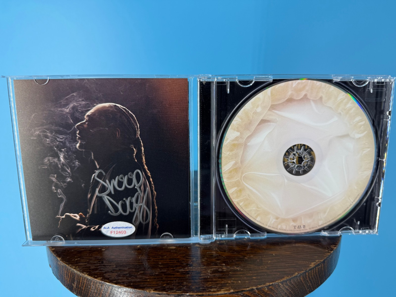 Snoop Dogg Signed Missionary CD ALA Authenticated Excellent